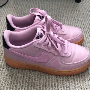 Nike Air Force 1. Kids Size 5. Light Pink.